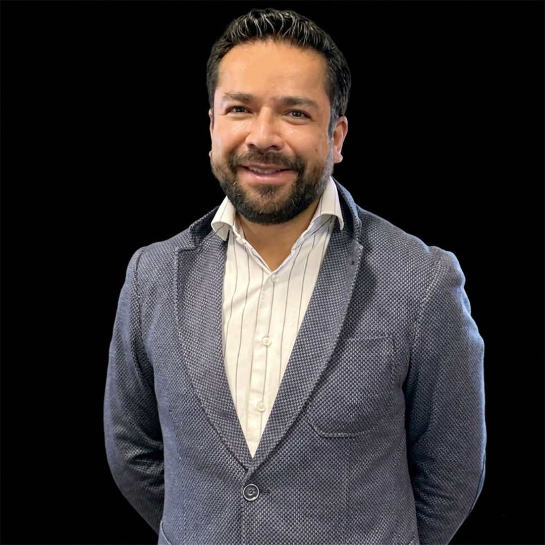 Fernando Garay fondo negro