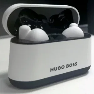 audifonos-inalambricos-regalos-empresariales-premium Audífonos inalámbricos como ejemplo de regalos empresariales premium, una opción moderna y funcional valorada por empresas que buscan obsequios de alta gama.